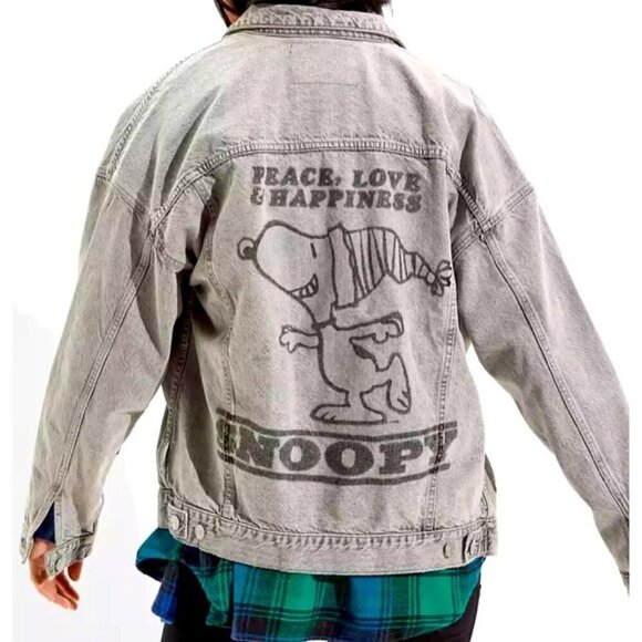 NWT AE x Peanuts Snoopy Peace Love and Happiness Denim Jacket Size S - Picture 1 of 7